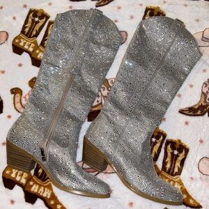 Bedazzled pointed toe cowgirl boots